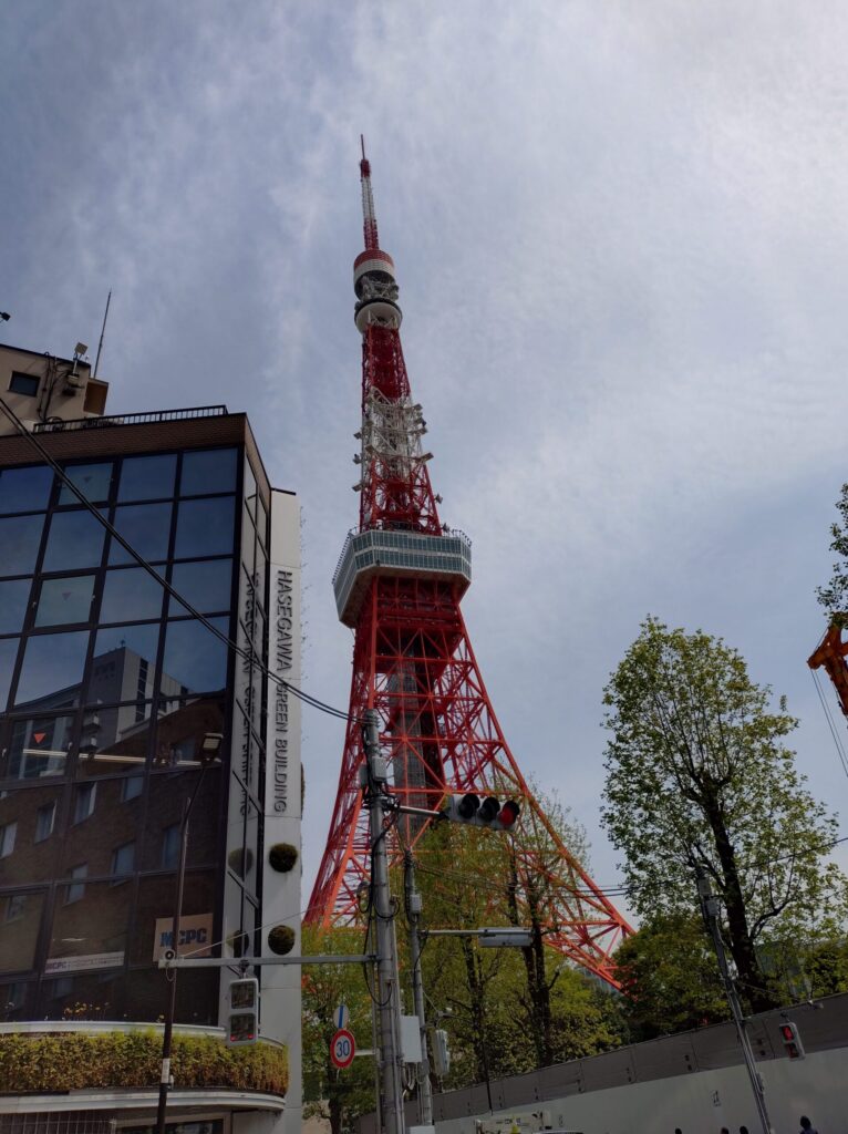 「Terrace Dining TANGO」に行く途中でみえる東京タワー