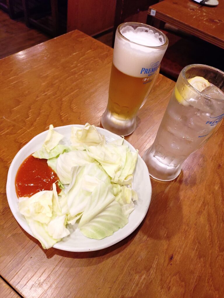 てけてけのお通しで出てくるキャベツ